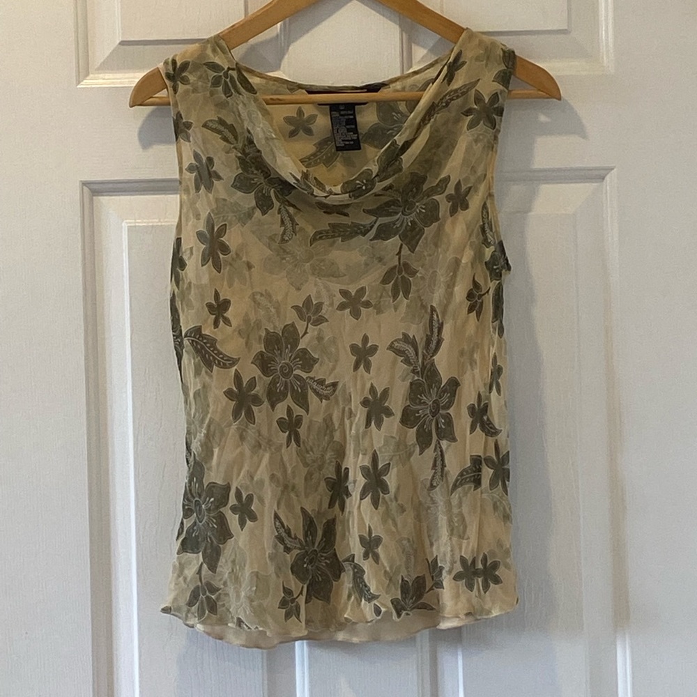 Women’s beige floral olive green sleeveless blouse, size 12 – lightweight, chic